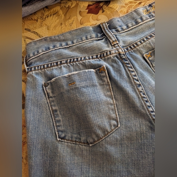 Levi's Signature Cotton Distressed Low Rise Button Fly Size 5 Jeans 🔥Host Pick - Picture 8 of 12